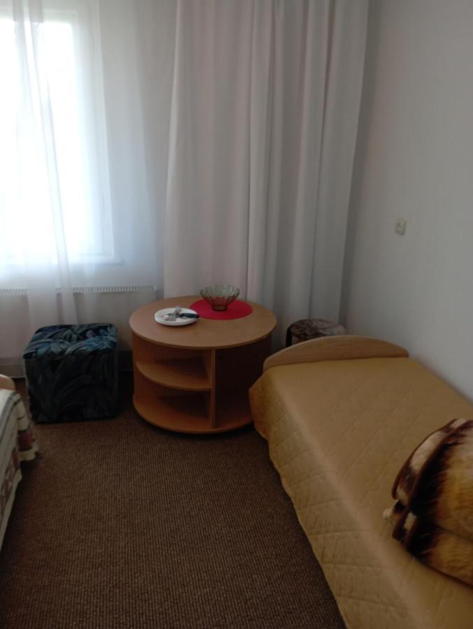 Privatviesnica Zvaigzne Hotell Jūrkalne Exteriör bild
