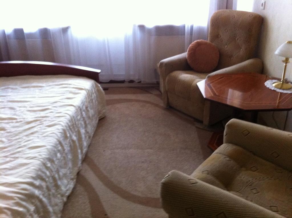 Privatviesnica Zvaigzne Hotell Jūrkalne Rum bild