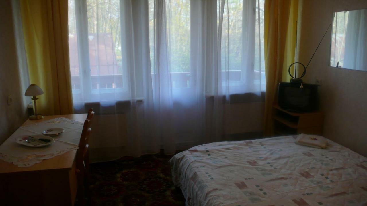 Privatviesnica Zvaigzne Hotell Jūrkalne Exteriör bild